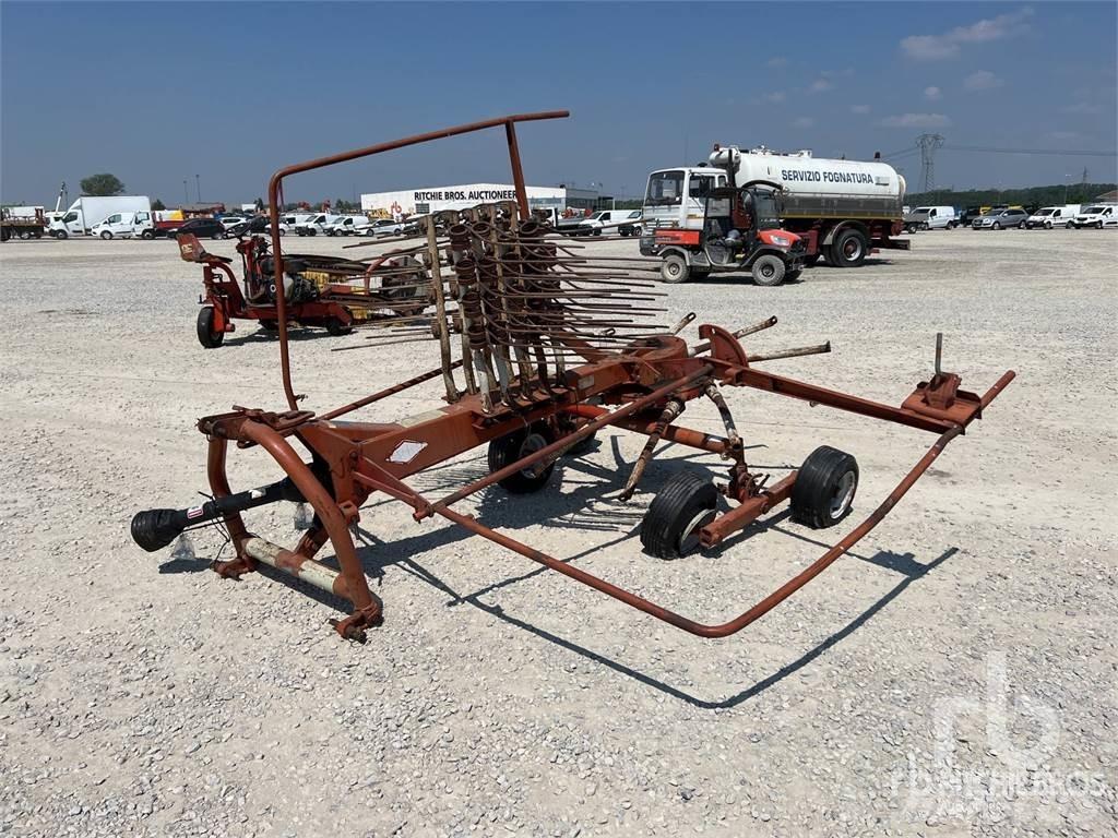 Kuhn GA381GM Šieno grėbliai ir vartytuvai