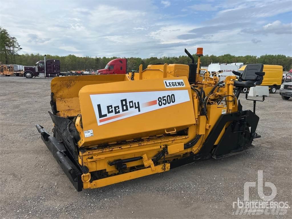 LeeBoy L8500 Asfalto klotuvai