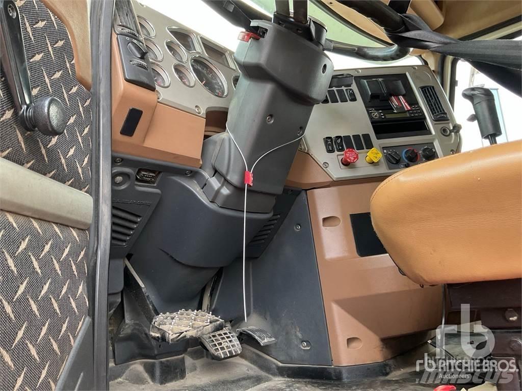 Mack GU713 Savivarčių priekabų vilkikai