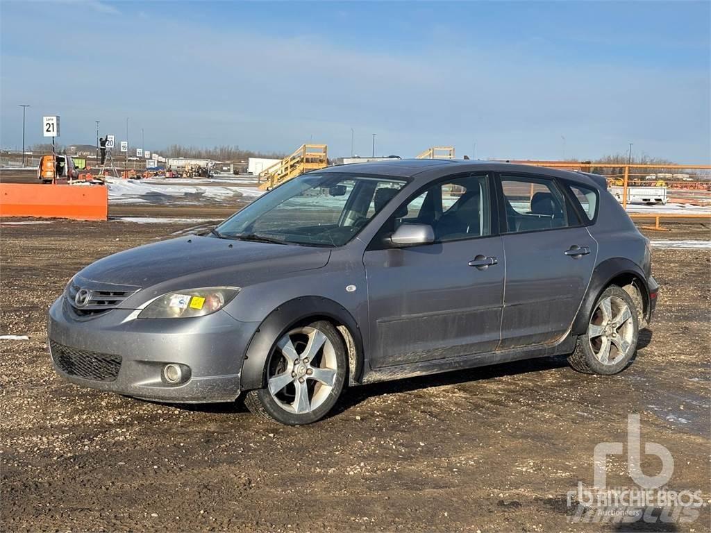 Mazda 3 Lengvieji automobiliai