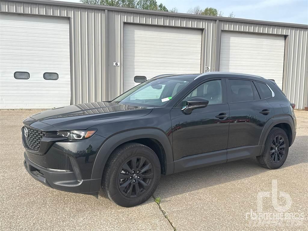 Mazda CX-50 Pikapai / Bortiniai sunkvežimiai