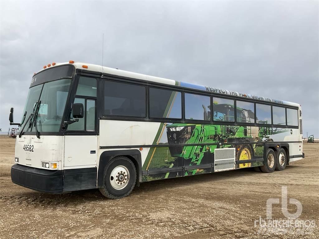 MCI 102D3 Tarpmiestiniai autobusai