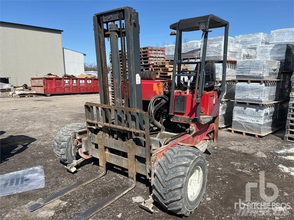 Moffett M5000 Visureigiai krautuvai