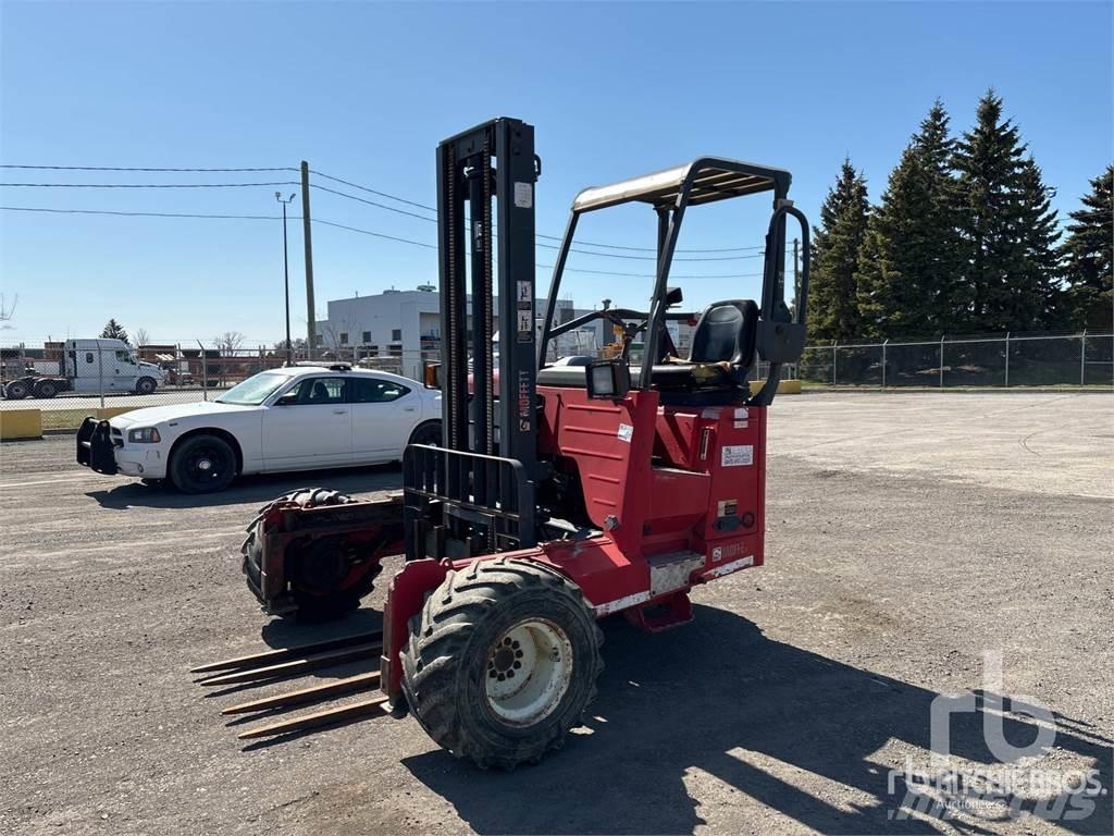 Moffett M55 Visureigiai krautuvai