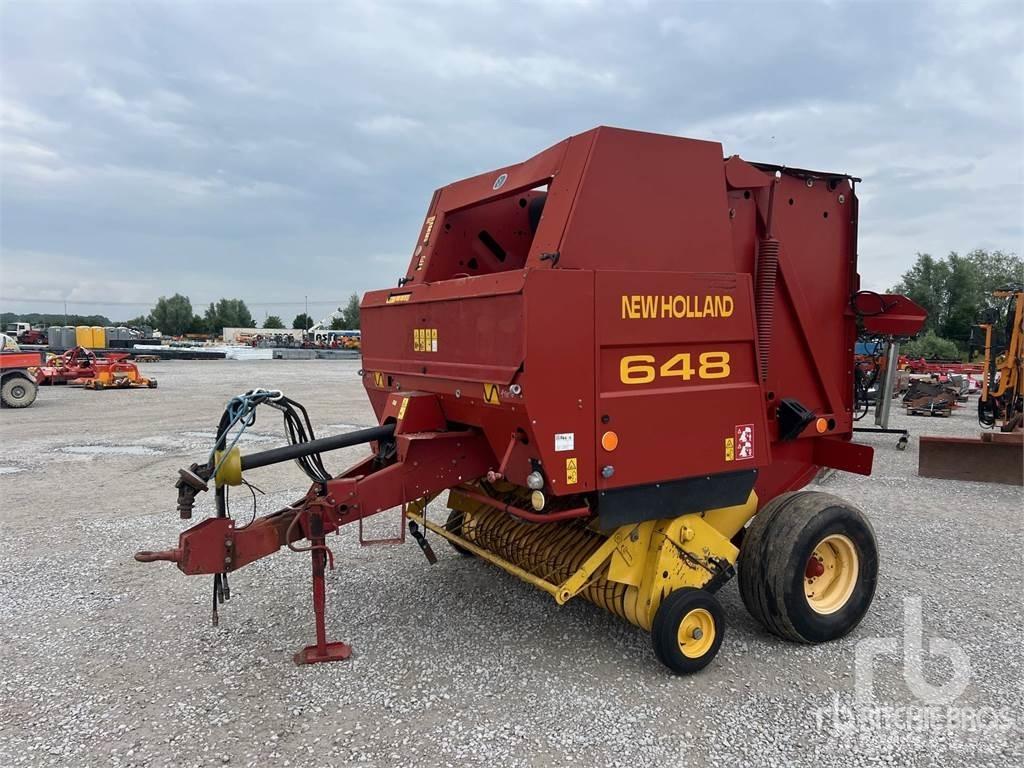 New Holland 644 Stačiakampių ryšulių presai