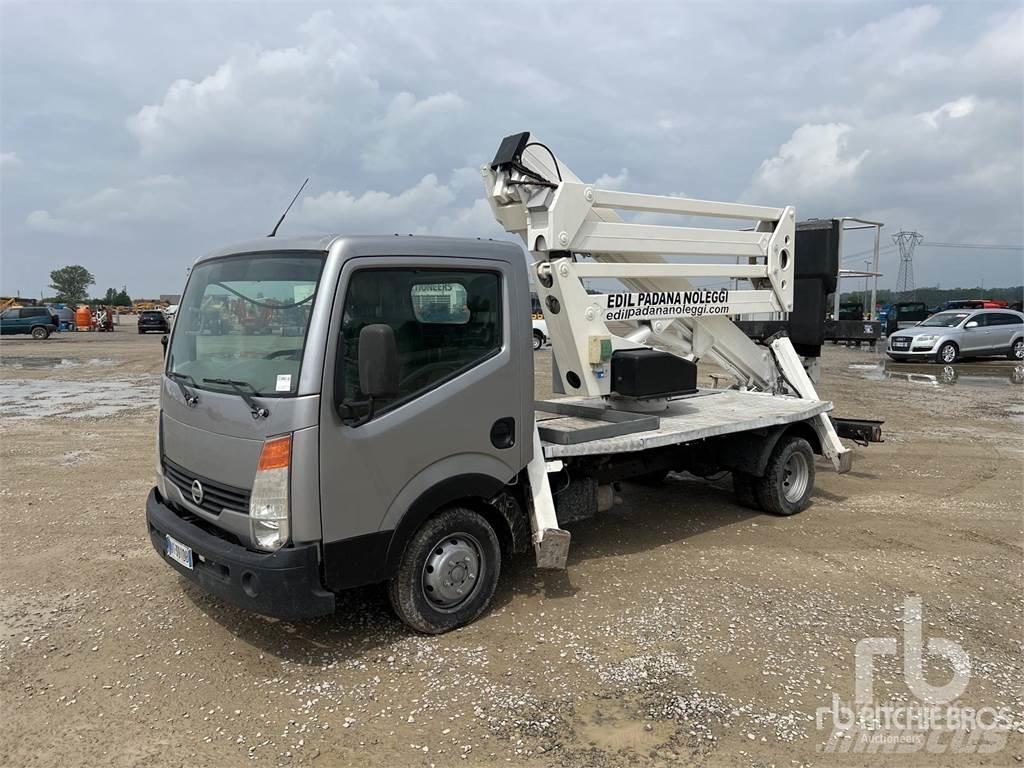 Nissan CABSTAR Ant priekabų montuojamos kėlimo platformos