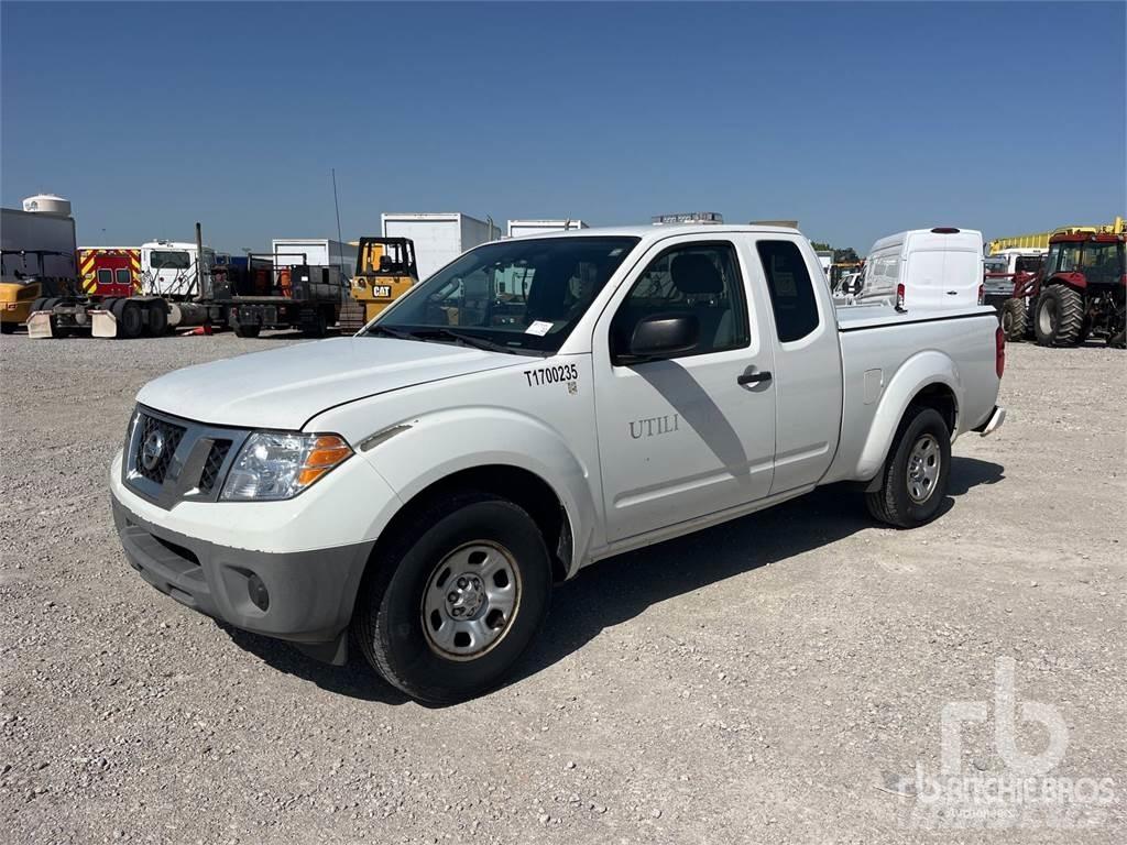 Nissan FRONTIER Pikapai / Bortiniai sunkvežimiai