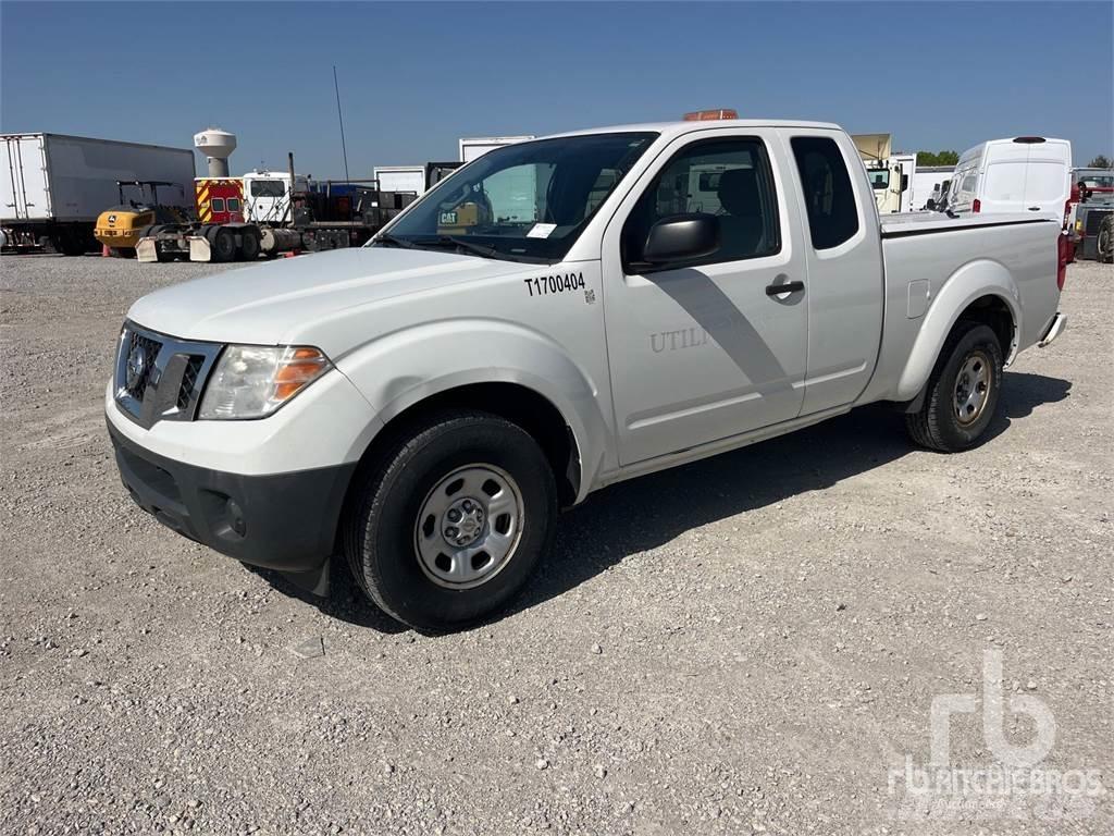 Nissan FRONTIER Pikapai / Bortiniai sunkvežimiai