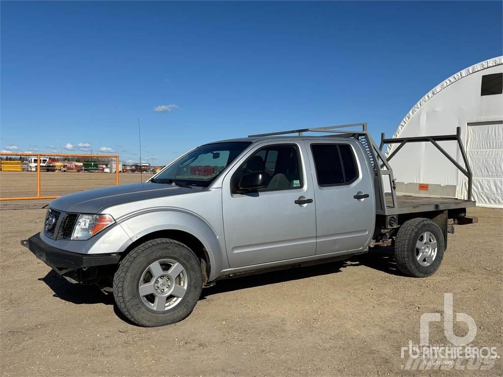 Nissan FRONTIER Platformos/ Pakrovimas iš šono