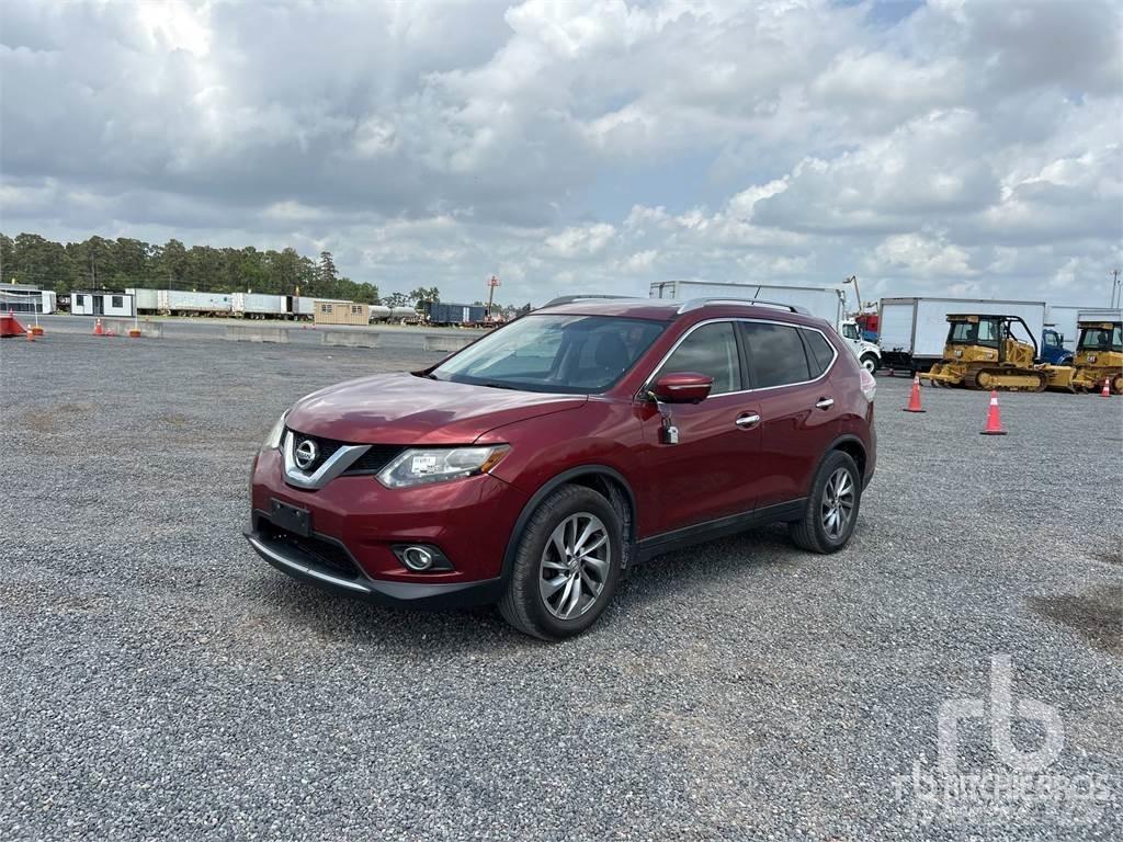 Nissan ROGUE Pikapai / Bortiniai sunkvežimiai