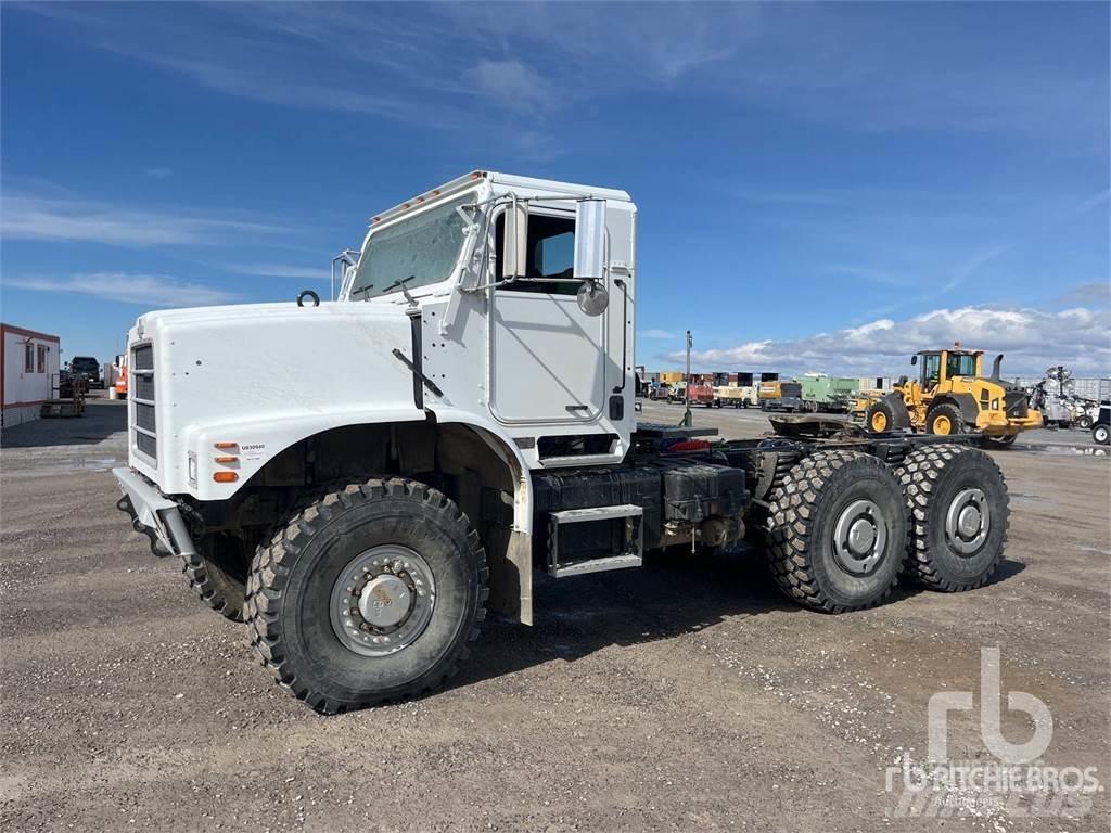 Oshkosh MK23 Naudoti vilkikai
