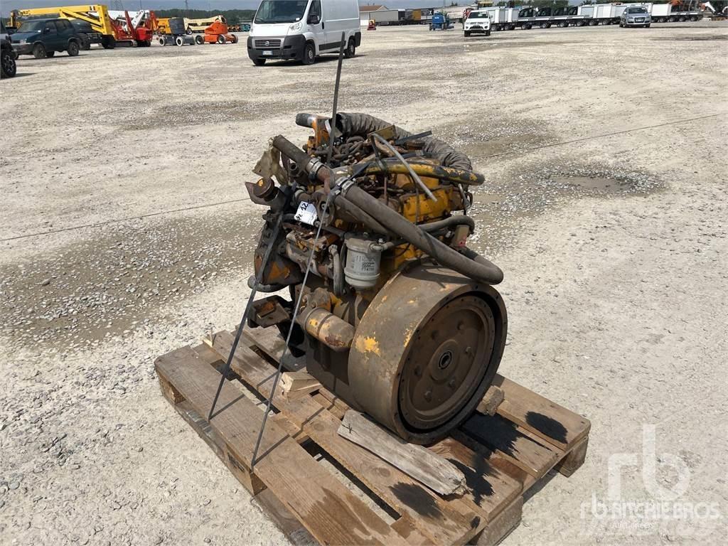 Perkins D3152 Varikliai