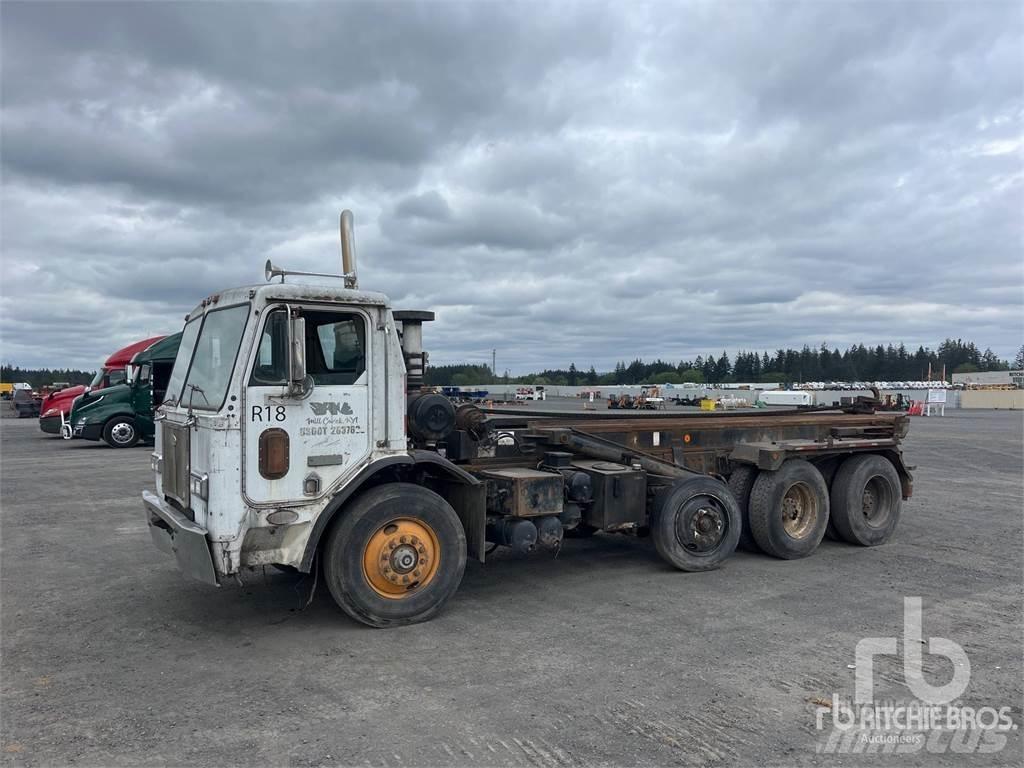Peterbilt 320 Savivarčiai su kabeliniu keltuvu