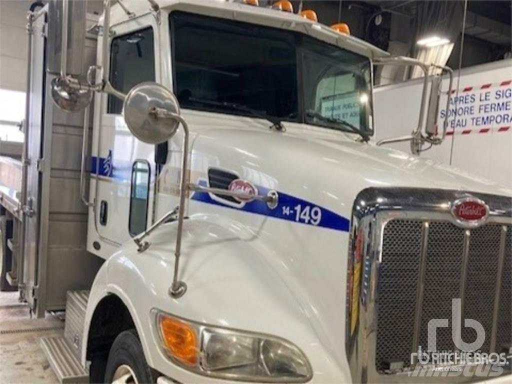 Peterbilt 330 Platformos/ Pakrovimas iš šono