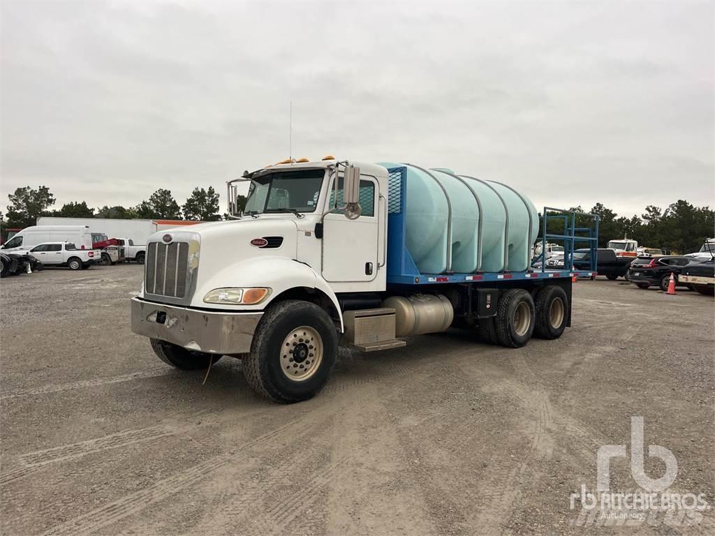 Peterbilt 335 Vandens sunkvežimiai