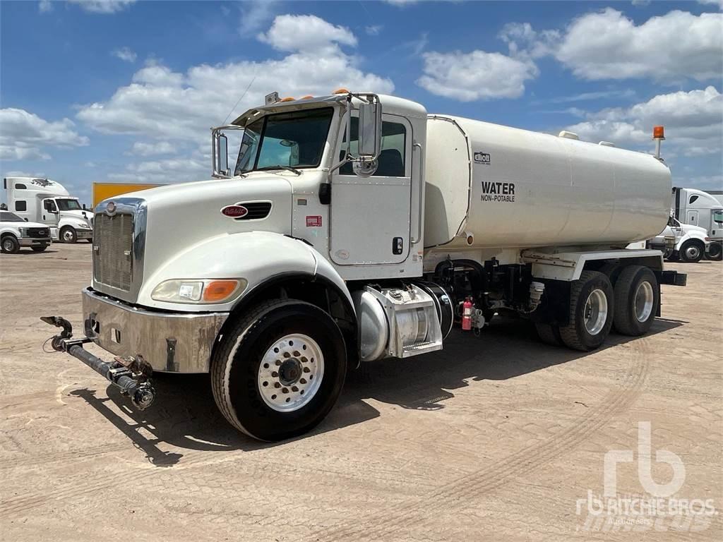 Peterbilt 348 Vandens sunkvežimiai