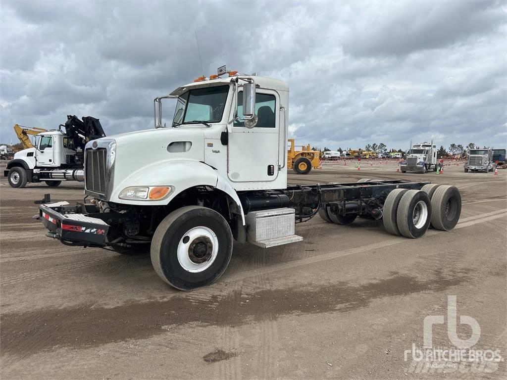 Peterbilt 348 Važiuoklė su kabina
