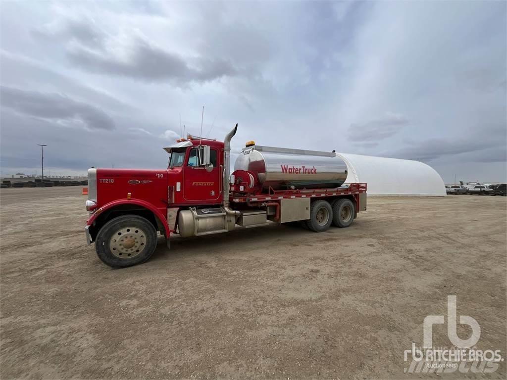 Peterbilt 359 Vandens sunkvežimiai