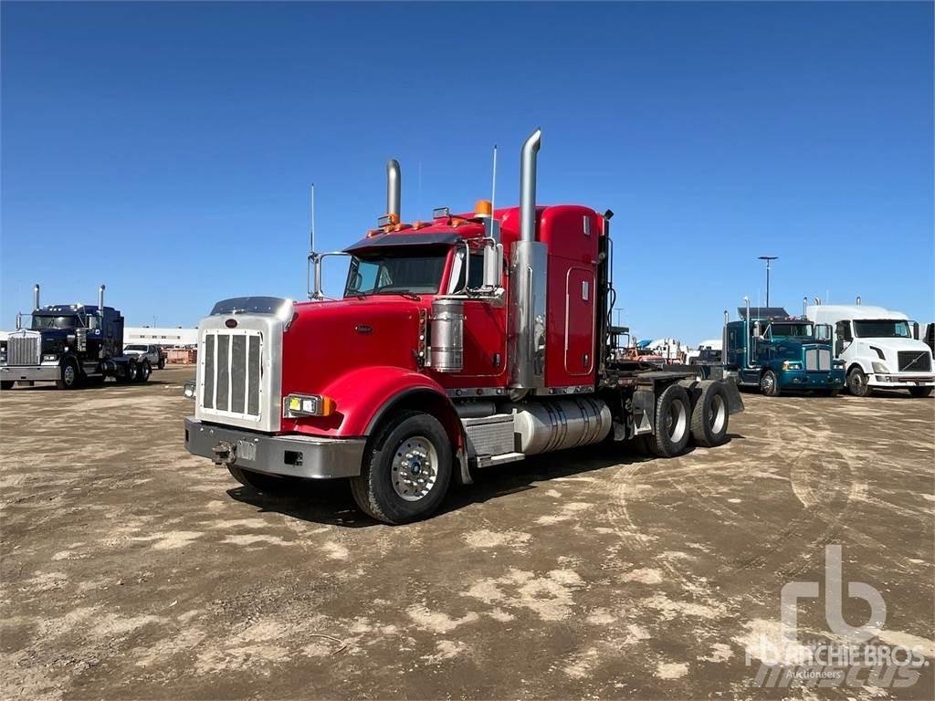 Peterbilt 367 Platforminiai/Gerviniai sunkvežimiai