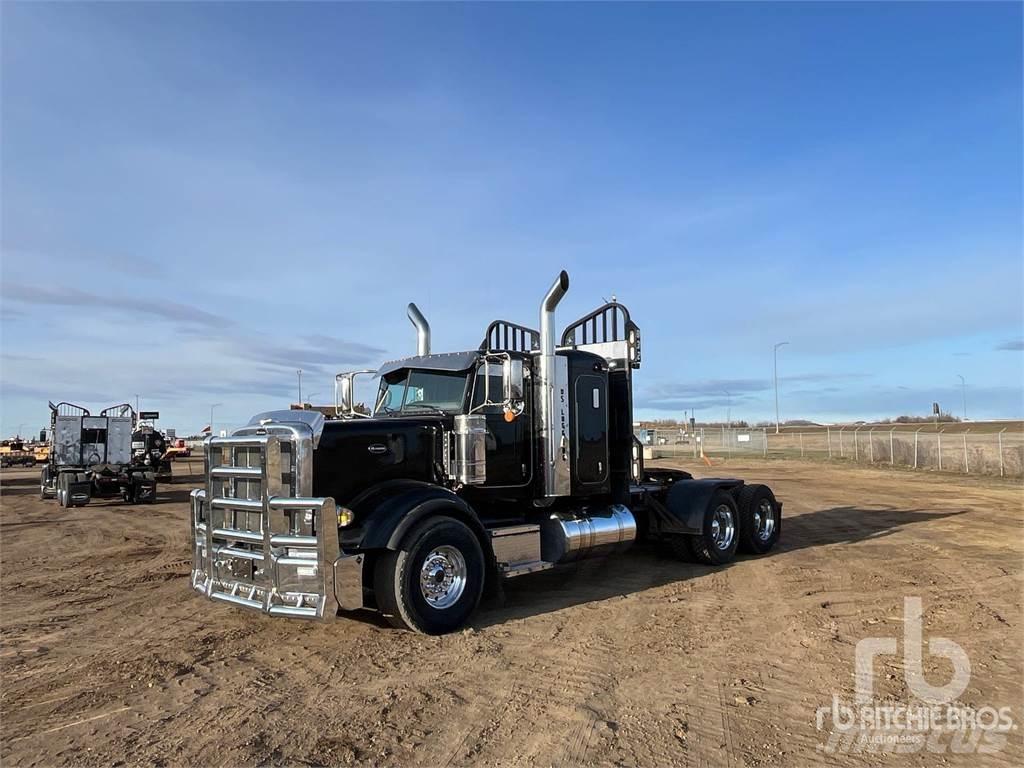 Peterbilt 367 Naudoti vilkikai