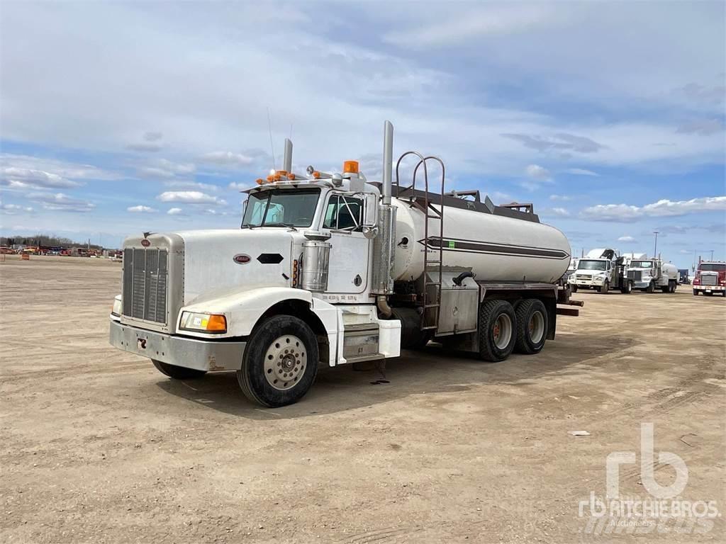 Peterbilt 377 Vandens sunkvežimiai