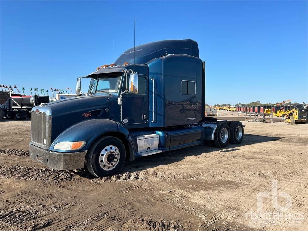 Peterbilt 384 Naudoti vilkikai