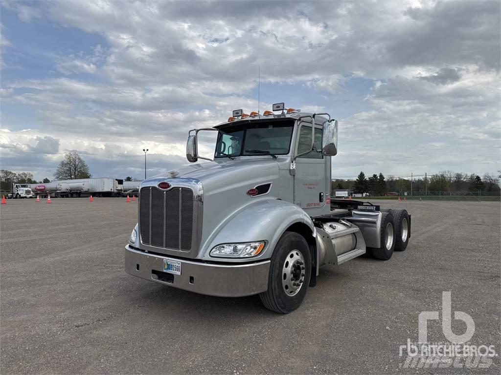 Peterbilt 384 Naudoti vilkikai