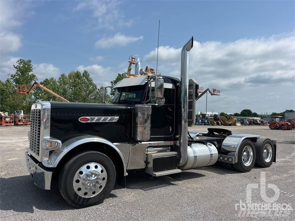 Peterbilt 389 Naudoti vilkikai