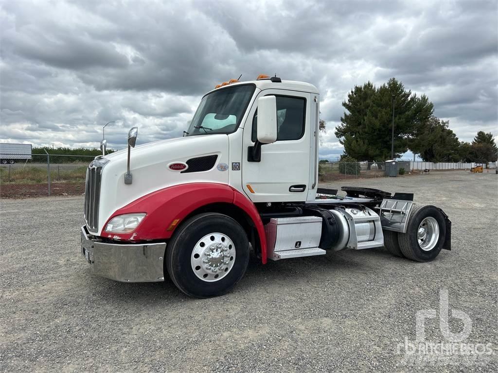 Peterbilt 579 Naudoti vilkikai