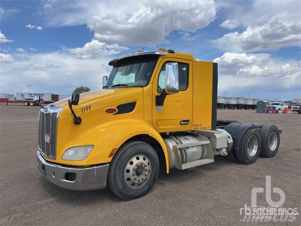 Peterbilt 579 Naudoti vilkikai