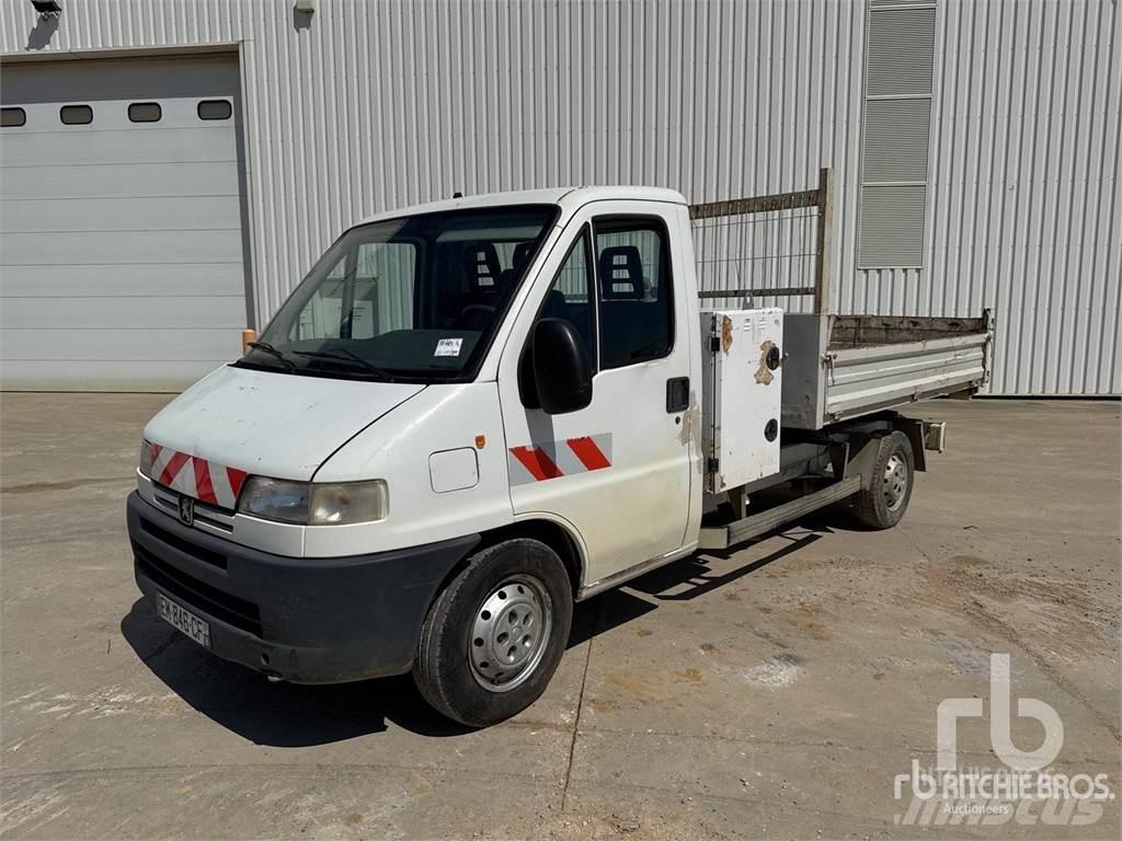Peugeot BOXER Savivarčių priekabų vilkikai