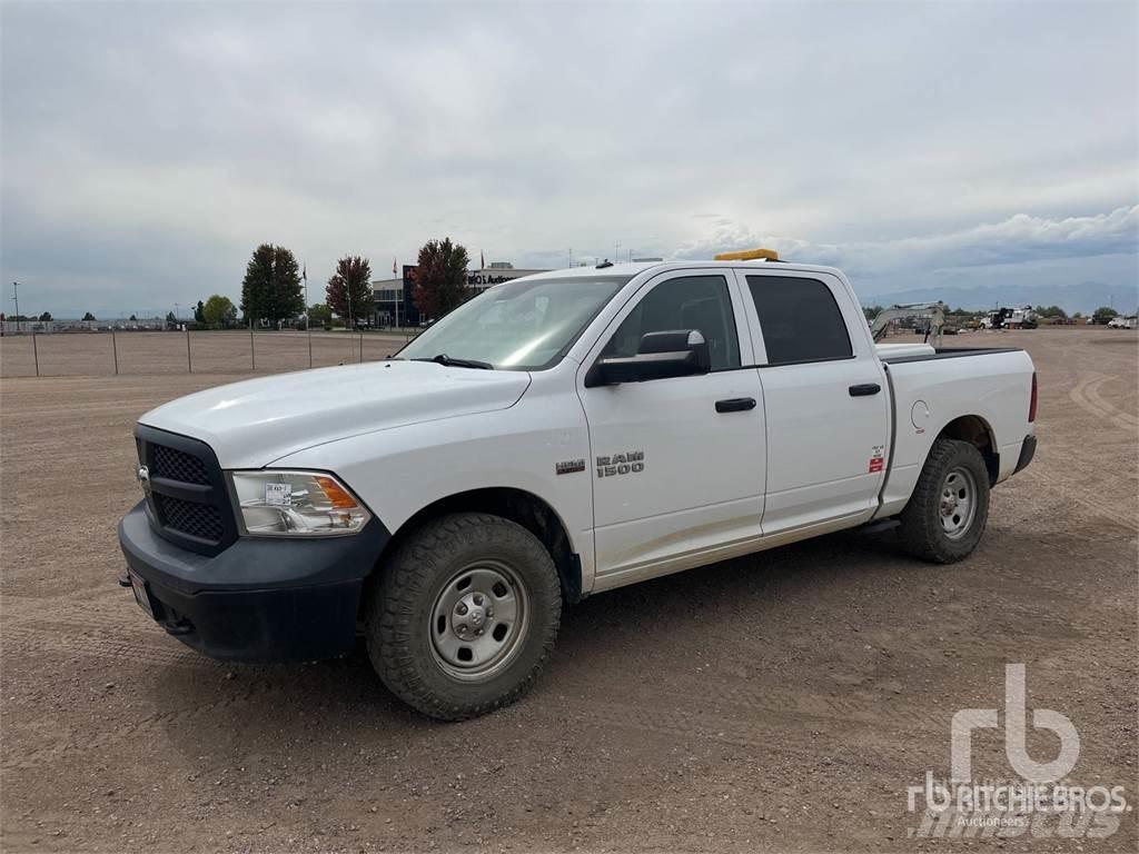 RAM 1500 Pikapai / Bortiniai sunkvežimiai