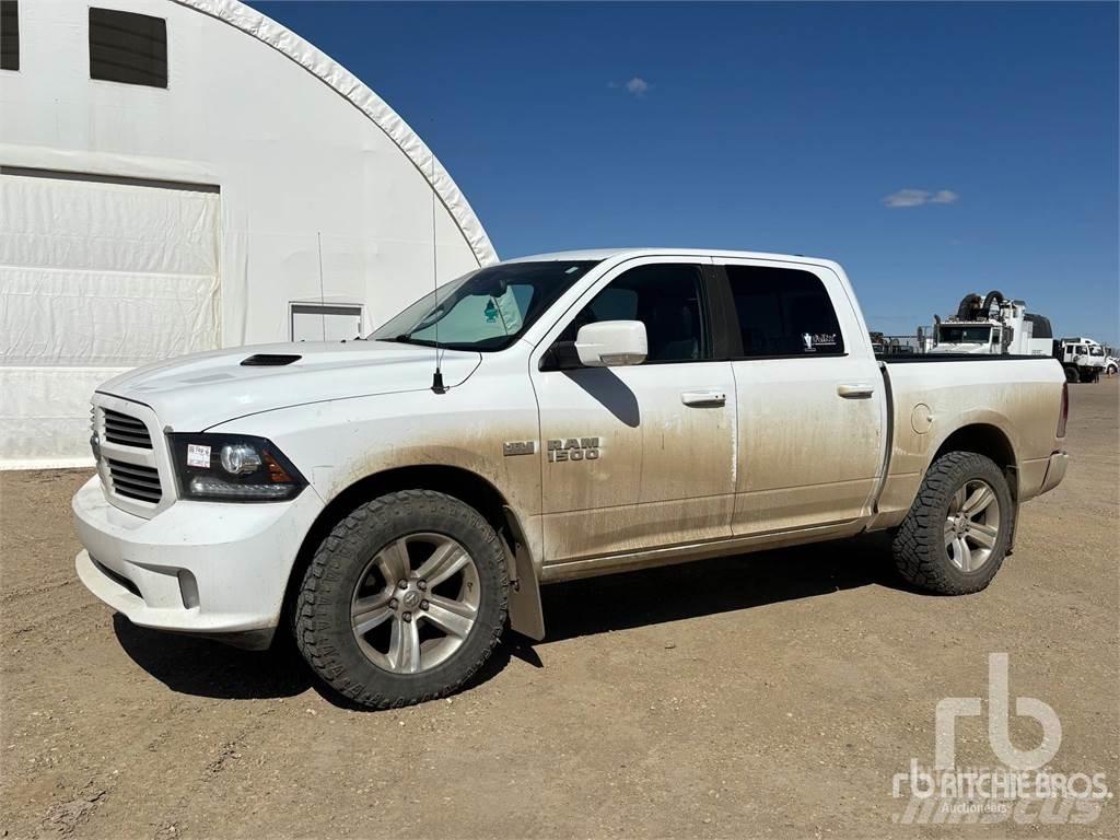 RAM 1500 Pikapai / Bortiniai sunkvežimiai
