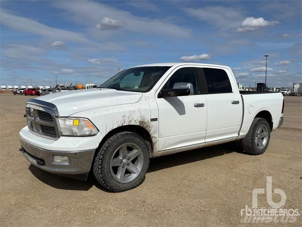 RAM 1500 Pikapai / Bortiniai sunkvežimiai