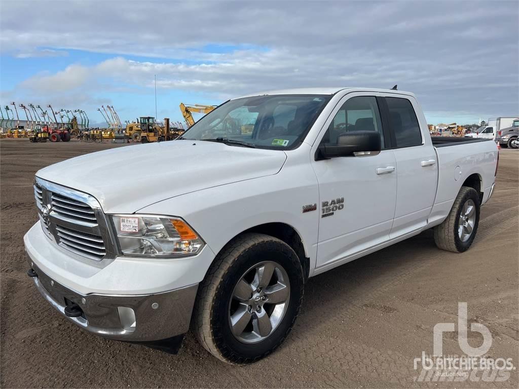 RAM 1500 Pikapai / Bortiniai sunkvežimiai