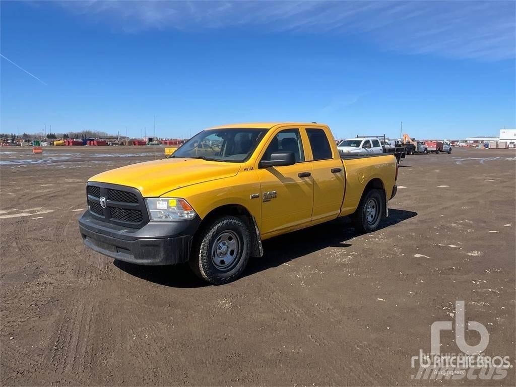 RAM 1500 Pikapai / Bortiniai sunkvežimiai