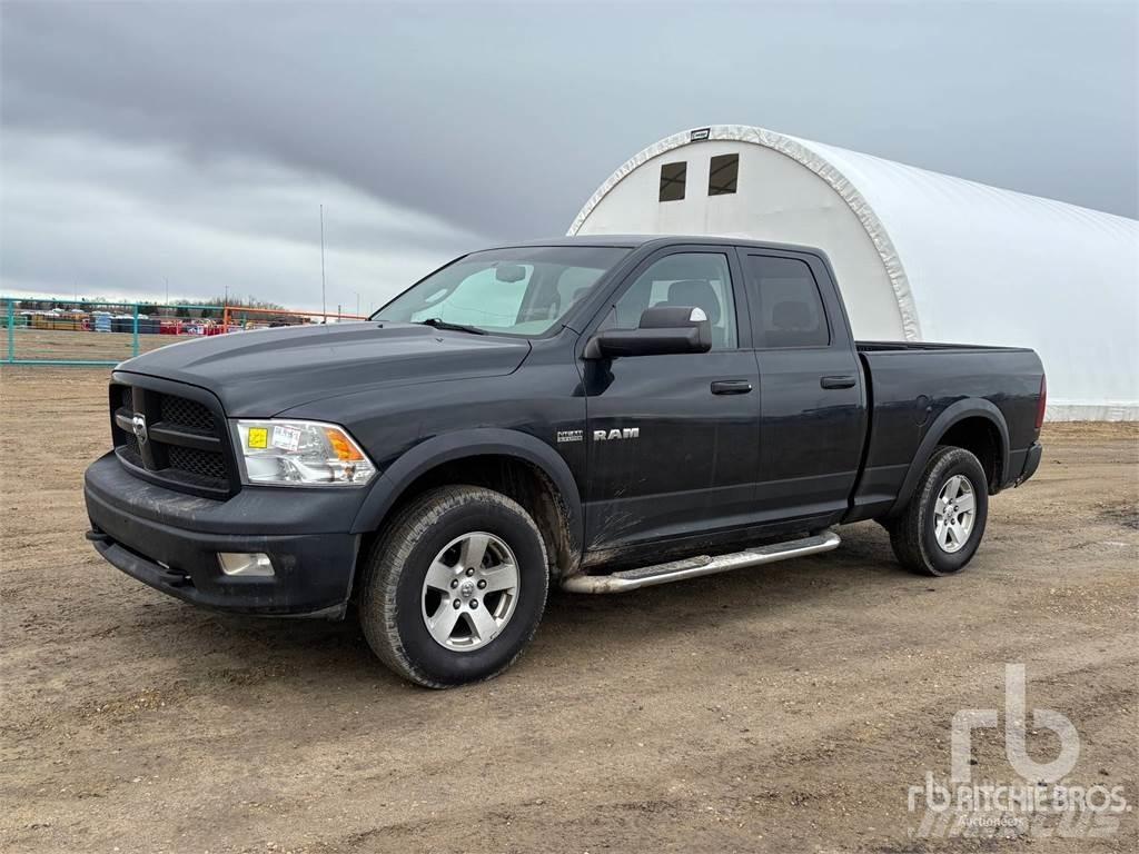 RAM 1500 Pikapai / Bortiniai sunkvežimiai