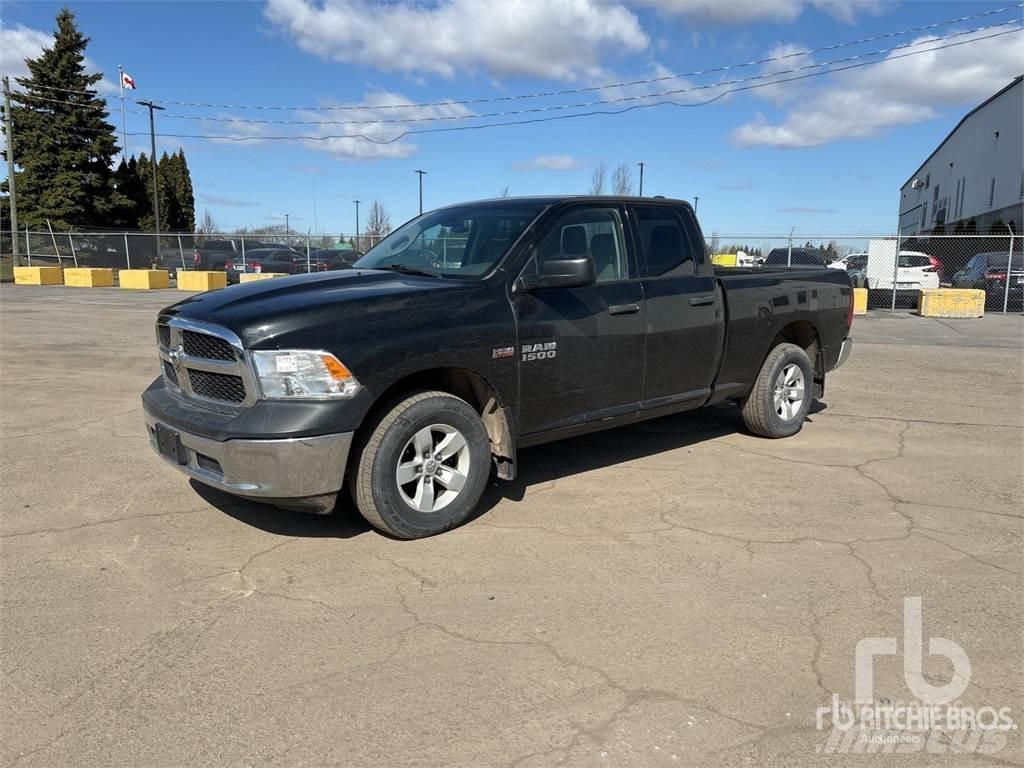 RAM 1500 Pikapai / Bortiniai sunkvežimiai