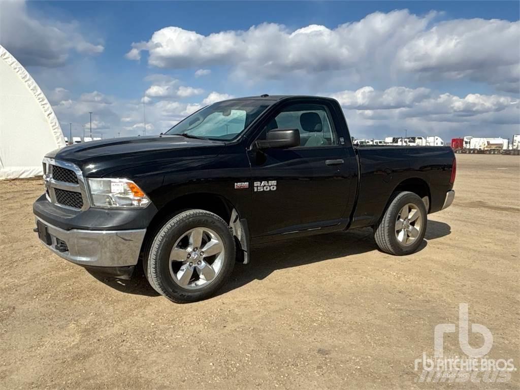 RAM 1500 Pikapai / Bortiniai sunkvežimiai