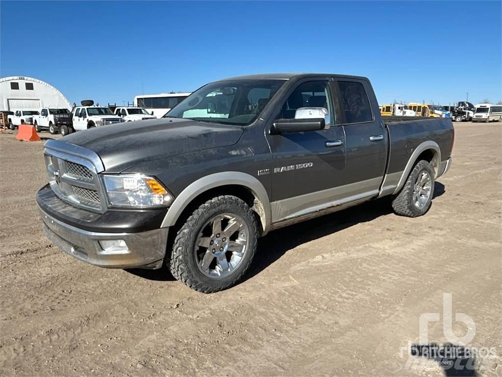 RAM 1500 Pikapai / Bortiniai sunkvežimiai