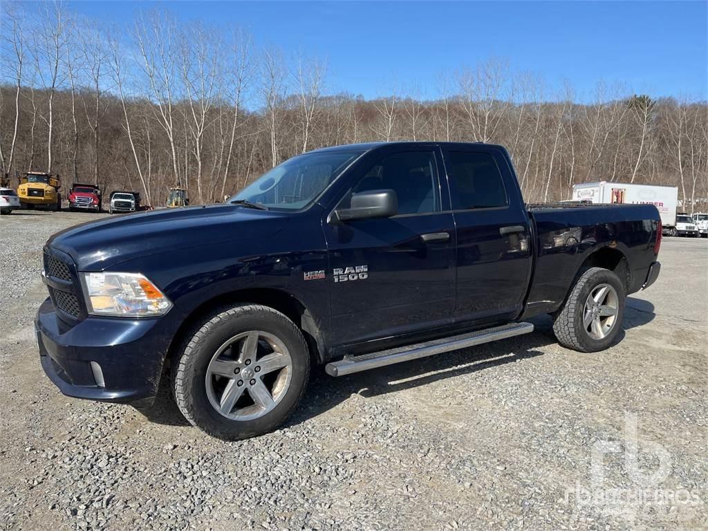 RAM 1500 Pikapai / Bortiniai sunkvežimiai