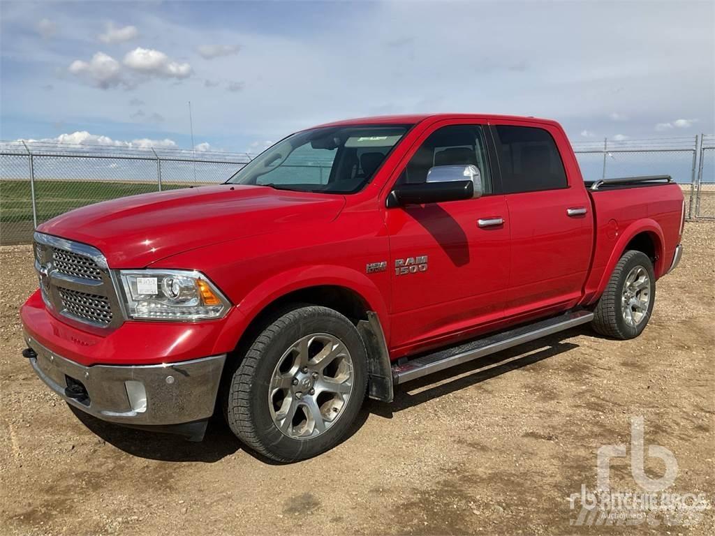 RAM 1500 Pikapai / Bortiniai sunkvežimiai