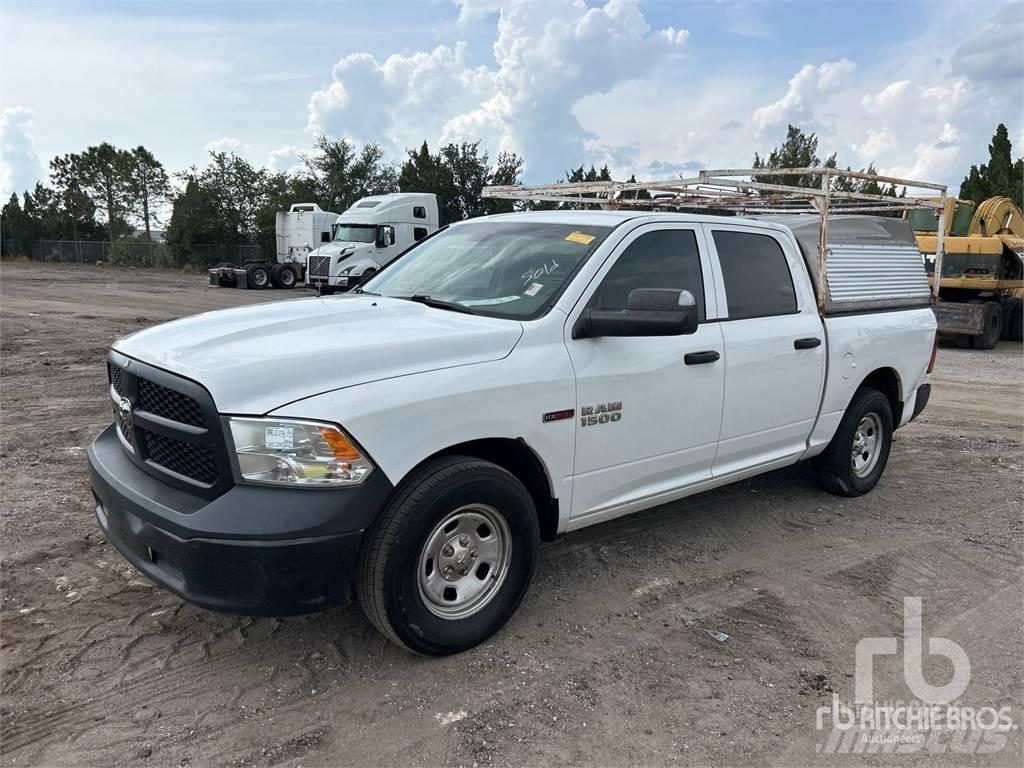 RAM 1500 Pikapai / Bortiniai sunkvežimiai