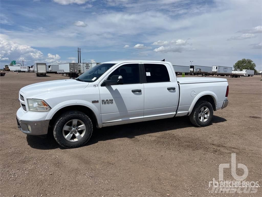 RAM 1500 Pikapai / Bortiniai sunkvežimiai
