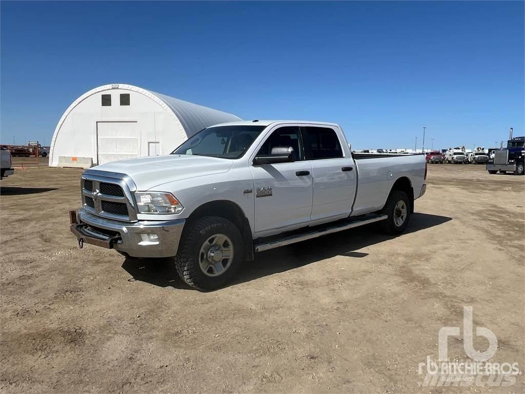 RAM 2500 Pikapai / Bortiniai sunkvežimiai
