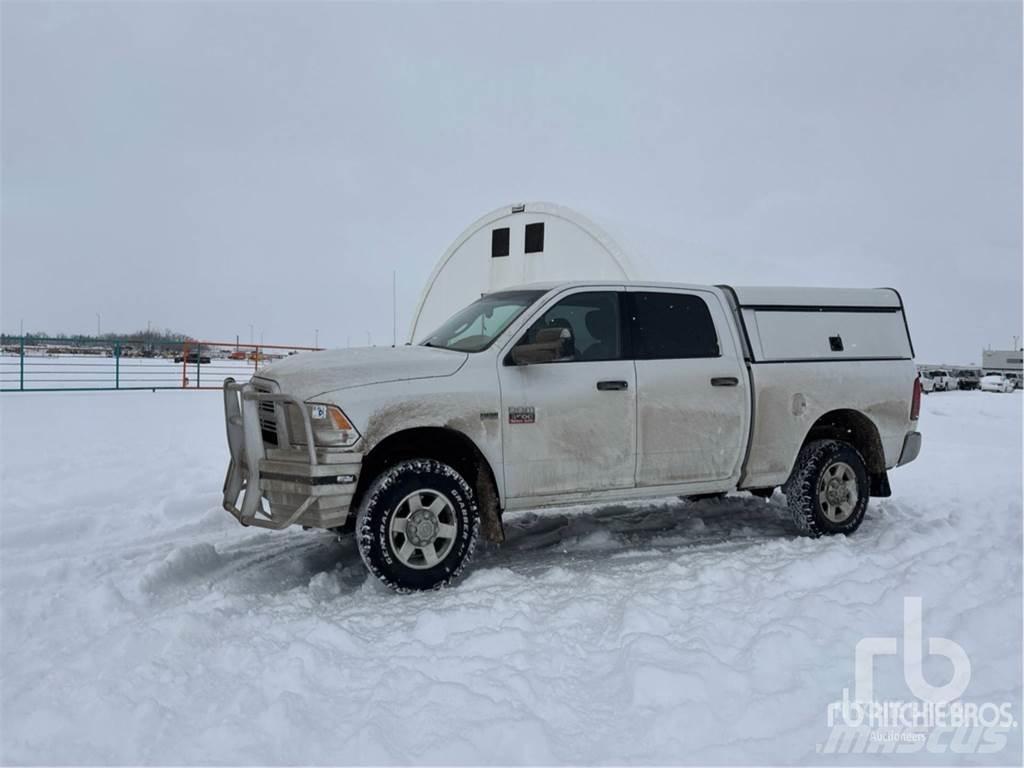 RAM 2500 Pikapai / Bortiniai sunkvežimiai