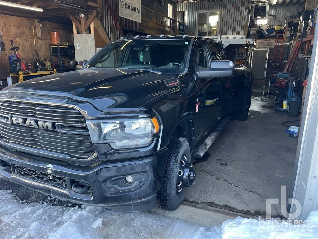 RAM 3500 Pikapai / Bortiniai sunkvežimiai