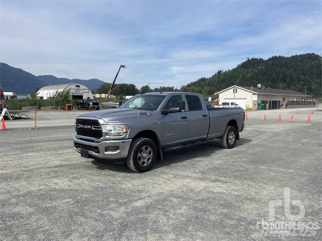 RAM 3500HD Pikapai / Bortiniai sunkvežimiai