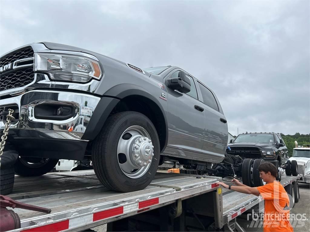 RAM 4500 Važiuoklė su kabina