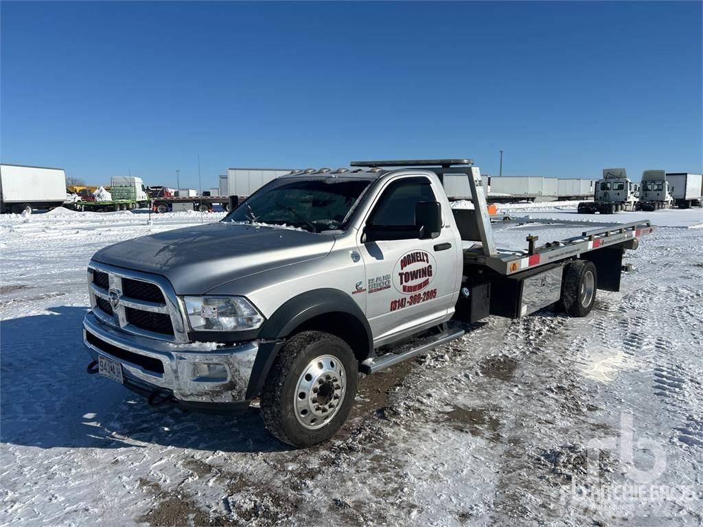 RAM 5500 Pagalbos kelyje automobiliai